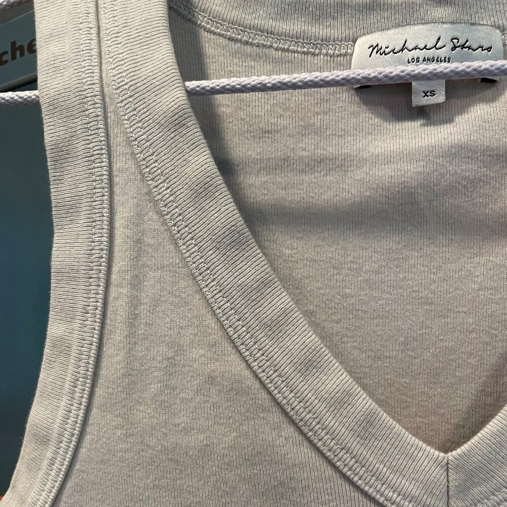 Michael Stars Maya V-neck Tank, size XS, Cement